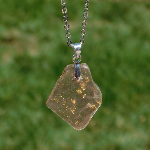 Gold Flecked Epoxy Resin Silver Mica Chip Pendant 18 in Sterling Silver Chain - Picture 1 of 10